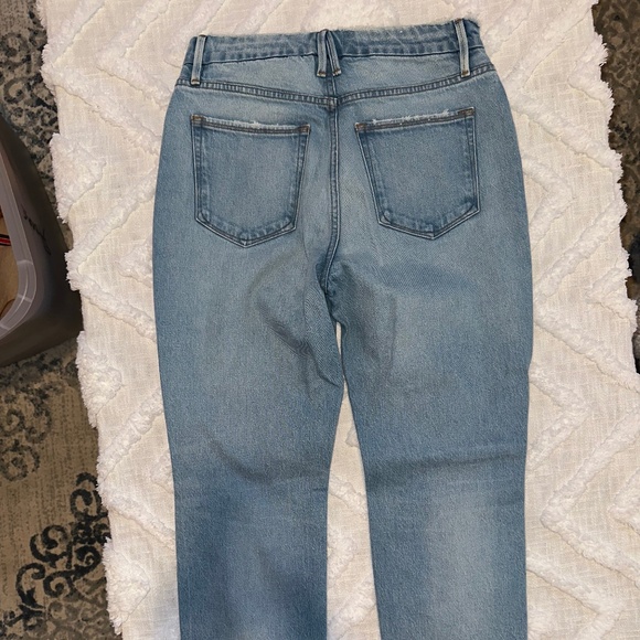 Good American Jeans - Picture 3 of 4